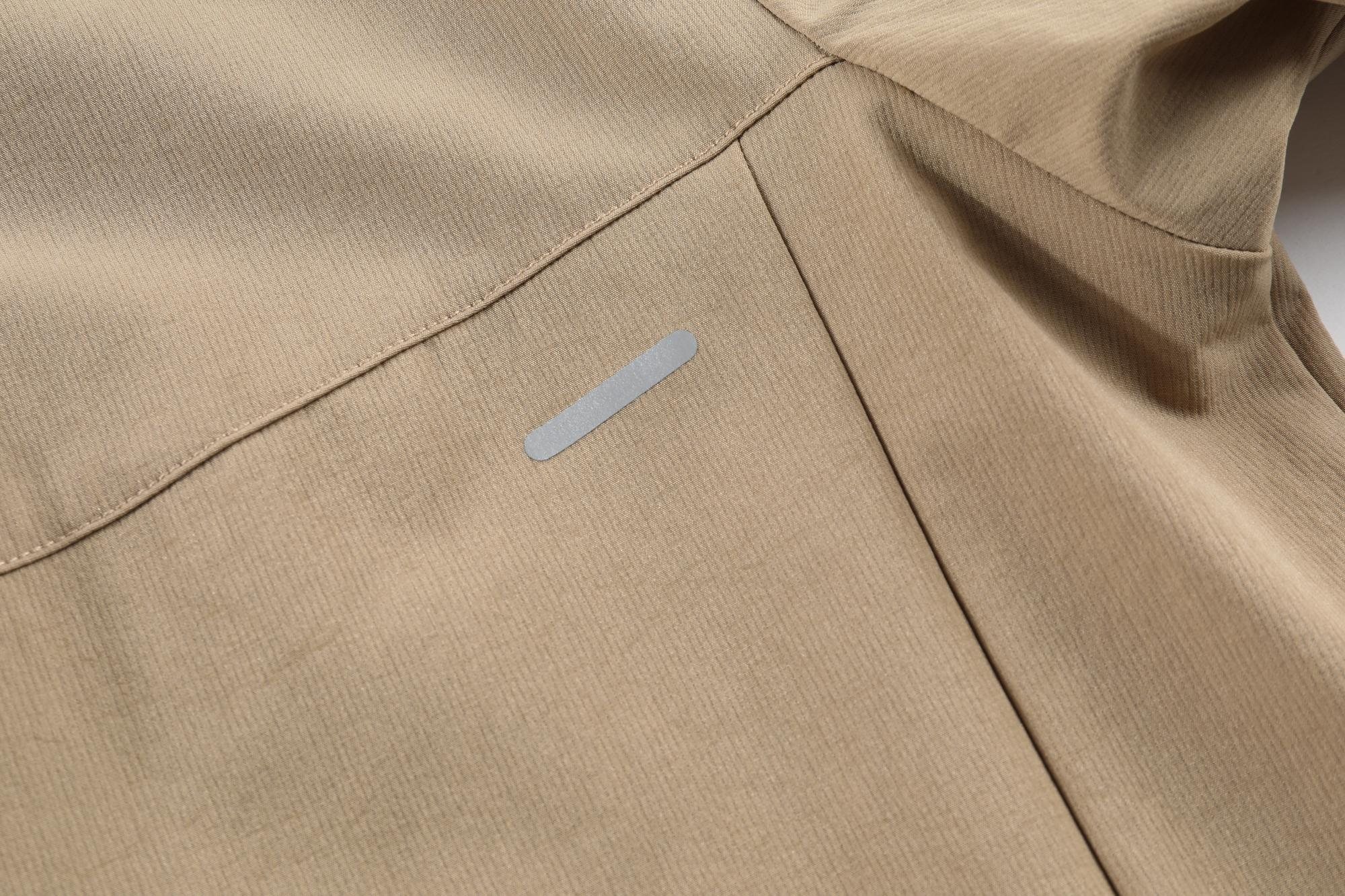 Structured Team Performance Shirt detail 2