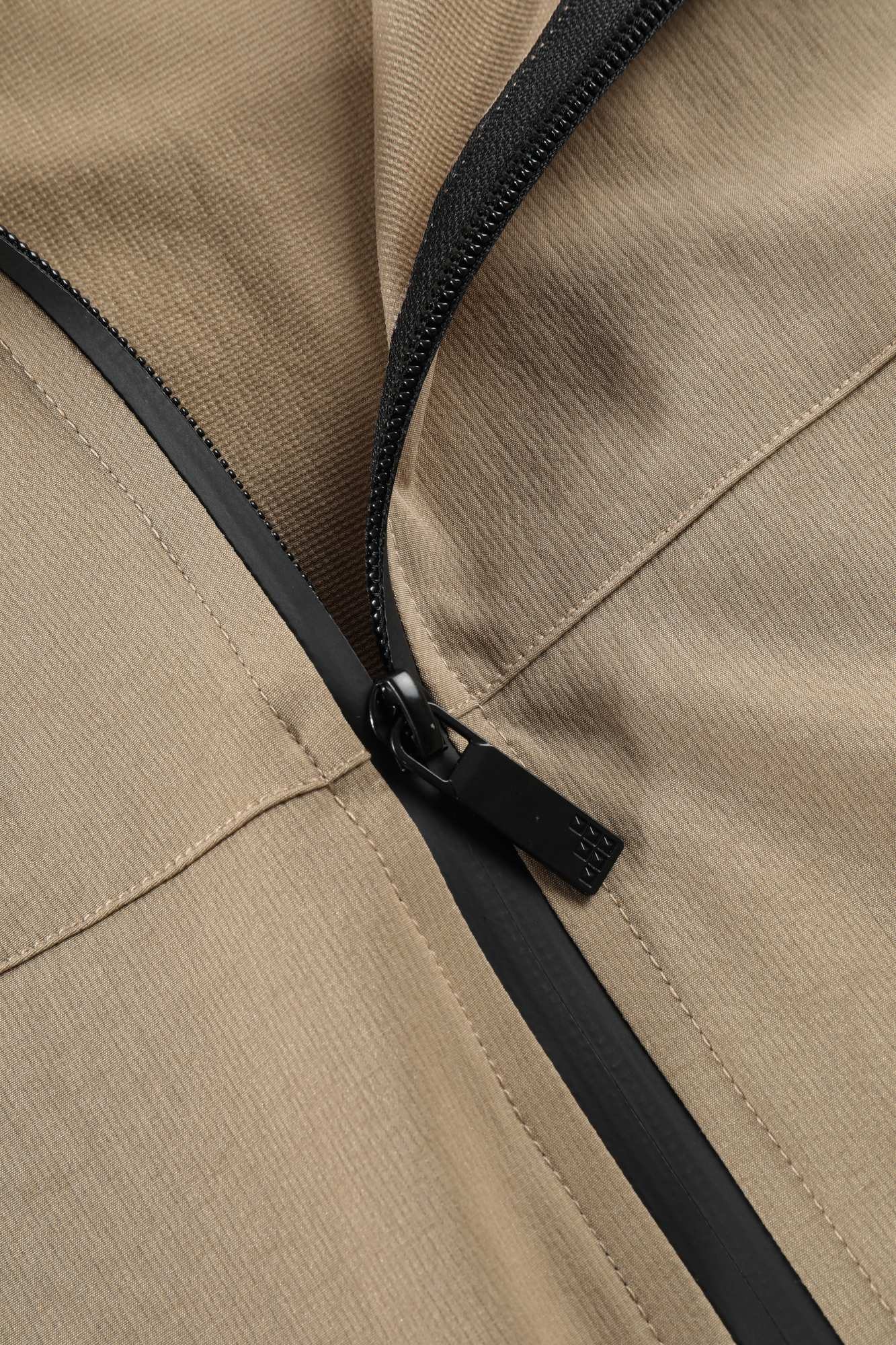Structured Team Performance Shirt detail 3