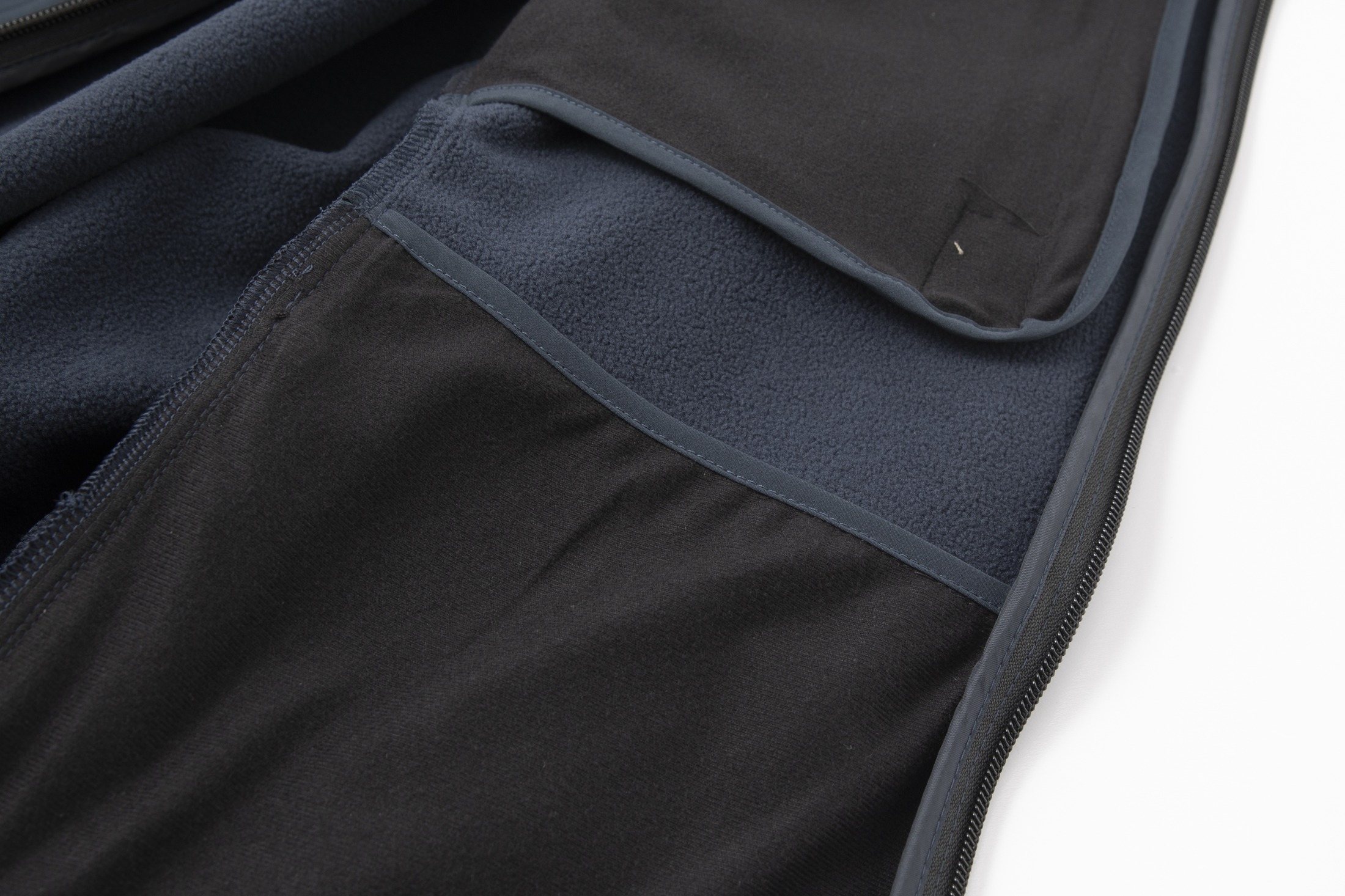 Fleece-lined stretch softshell