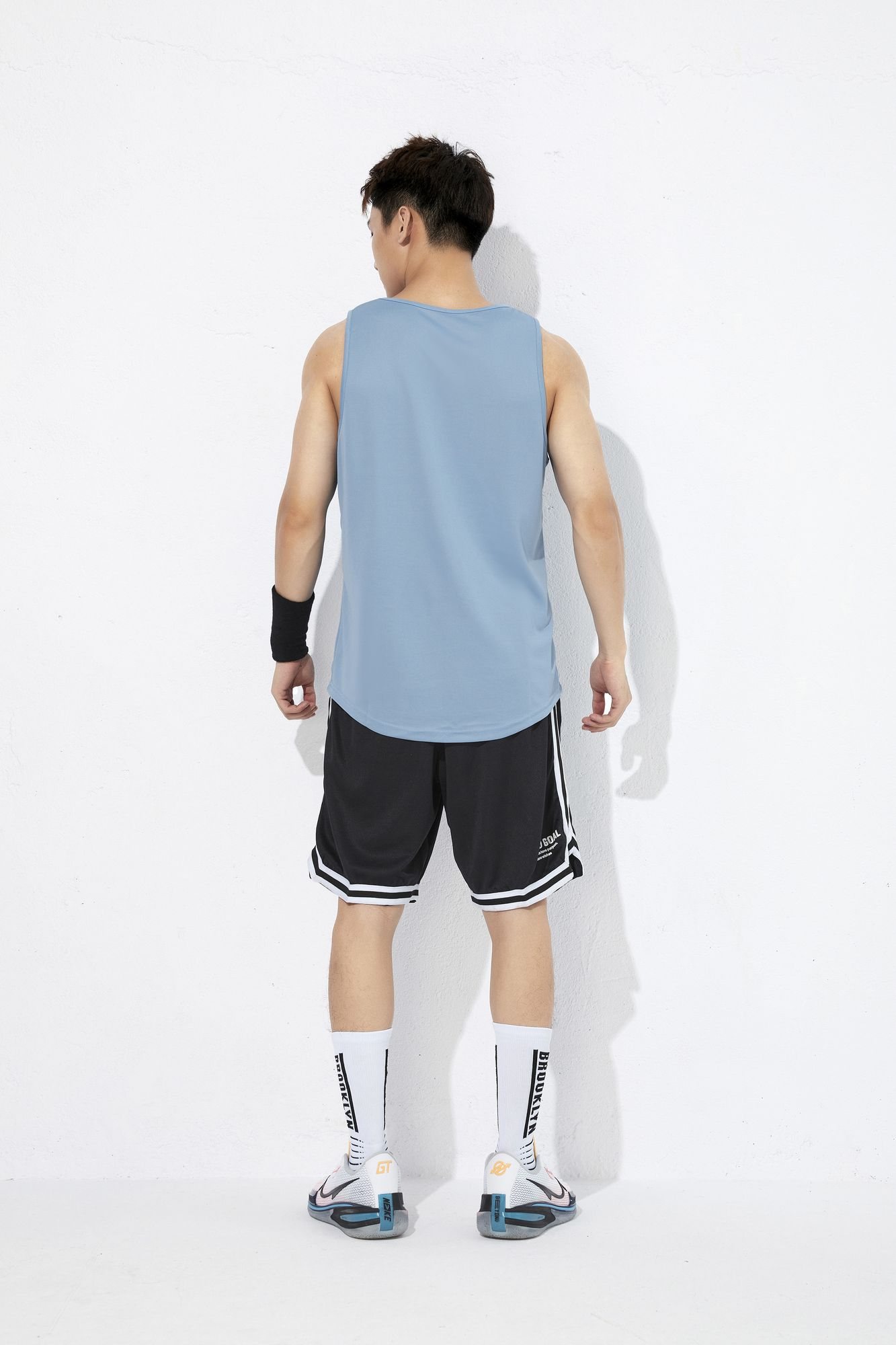 GY83608 wear reference two