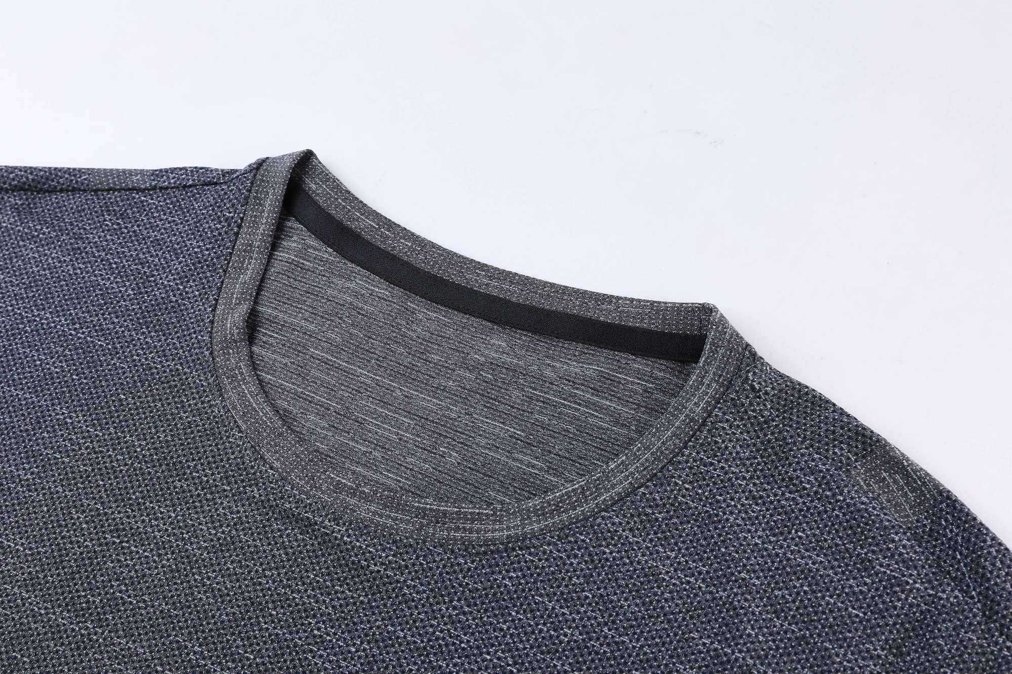 Reflective Quick-Dry Training Shirt detail 1