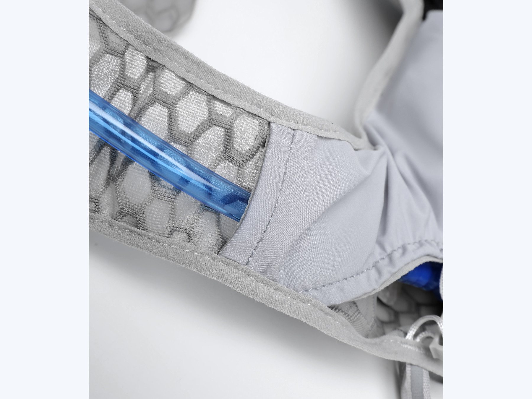 H702 hydration vest material and reflective detail