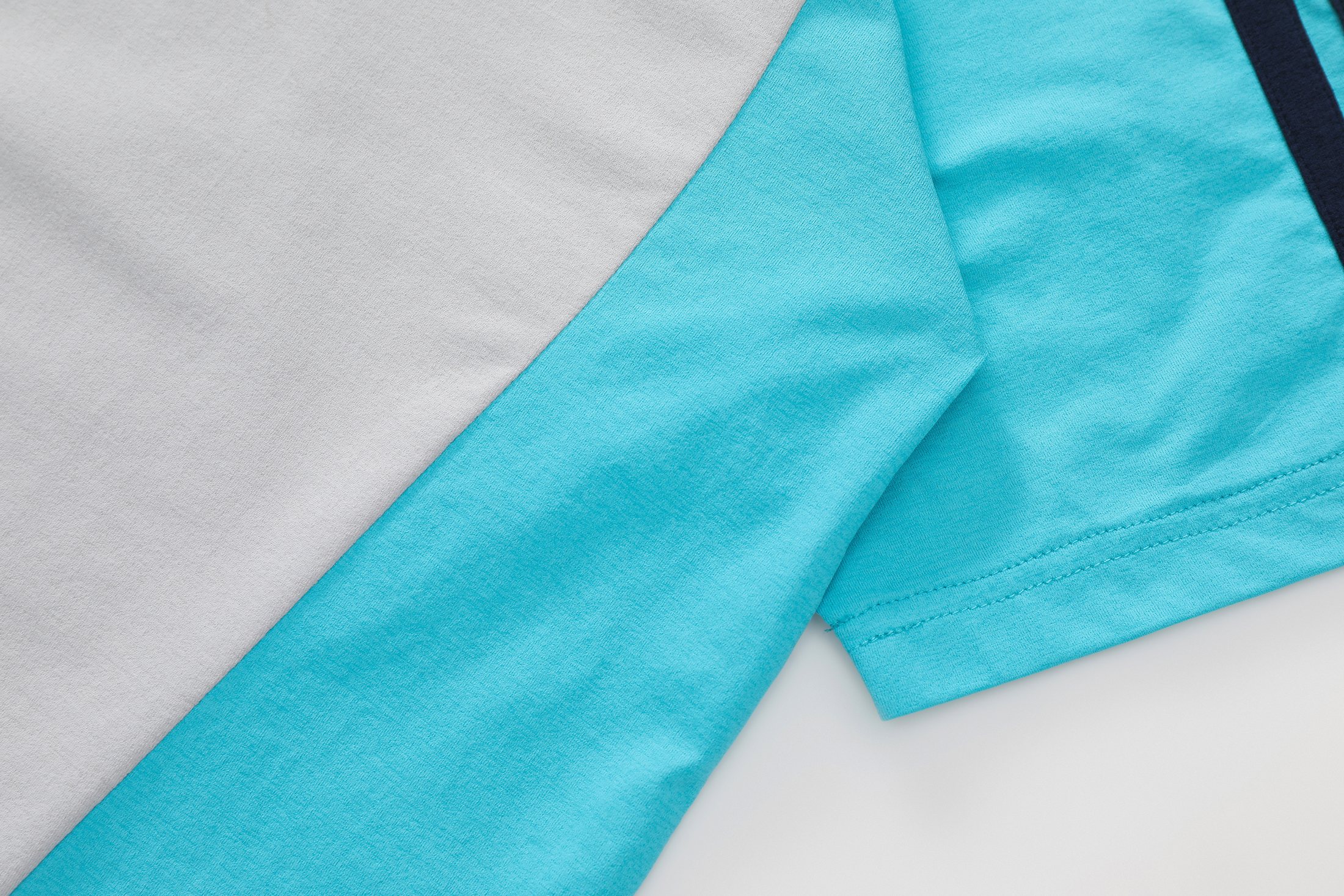Sleeve and hem finishing