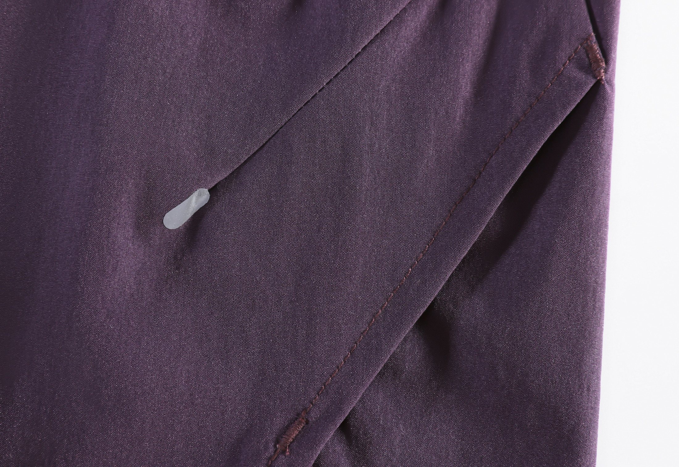 Sleeve and hem finishing