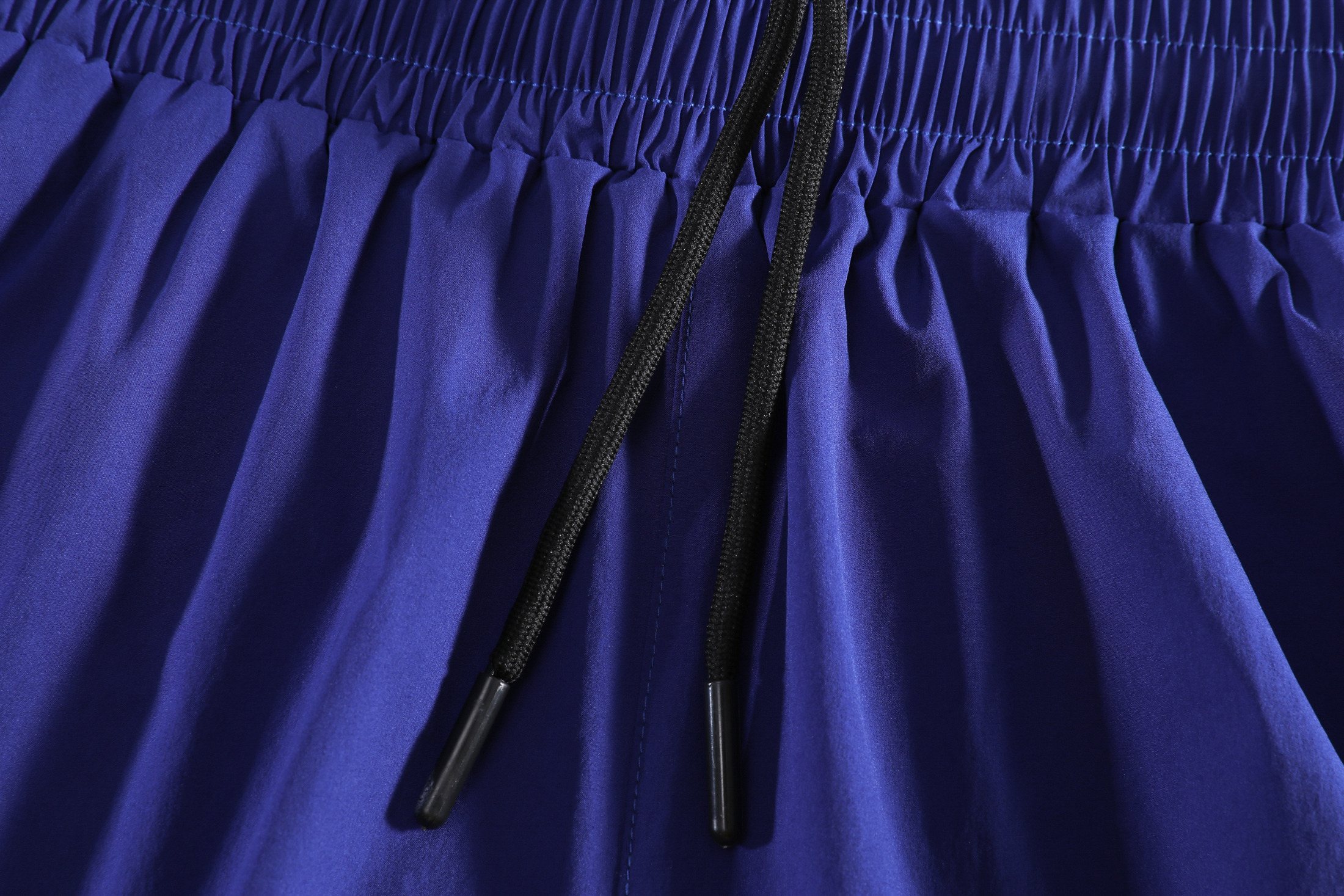 Light 40D four-way-stretch nylon outer
