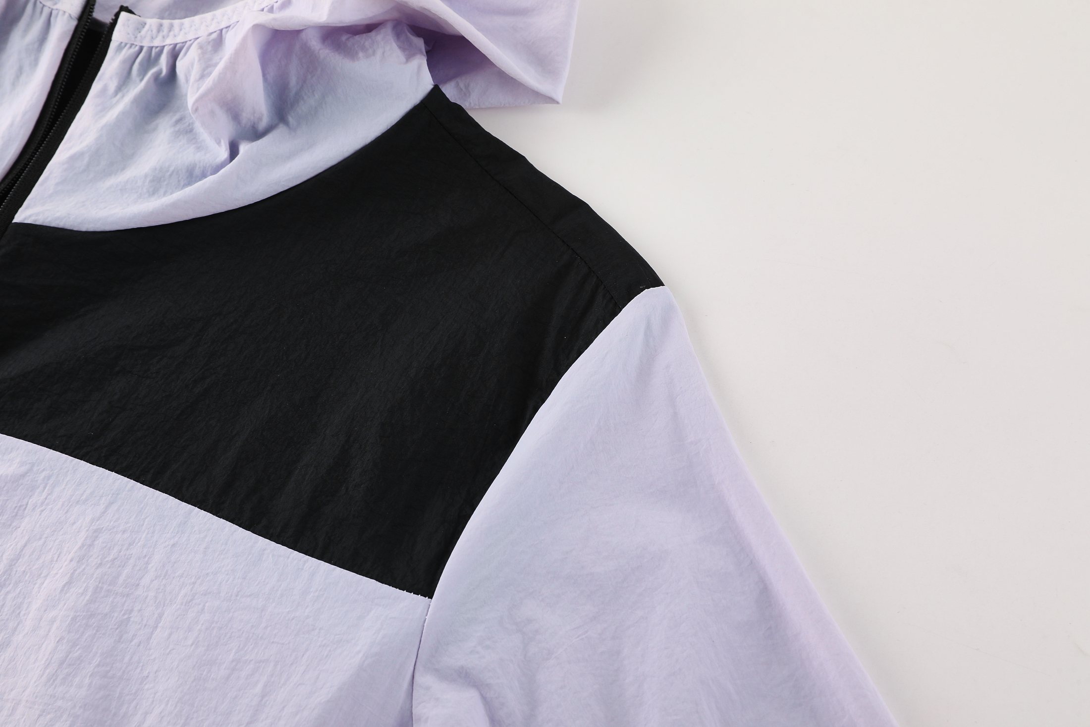 Panel seam and hem finish