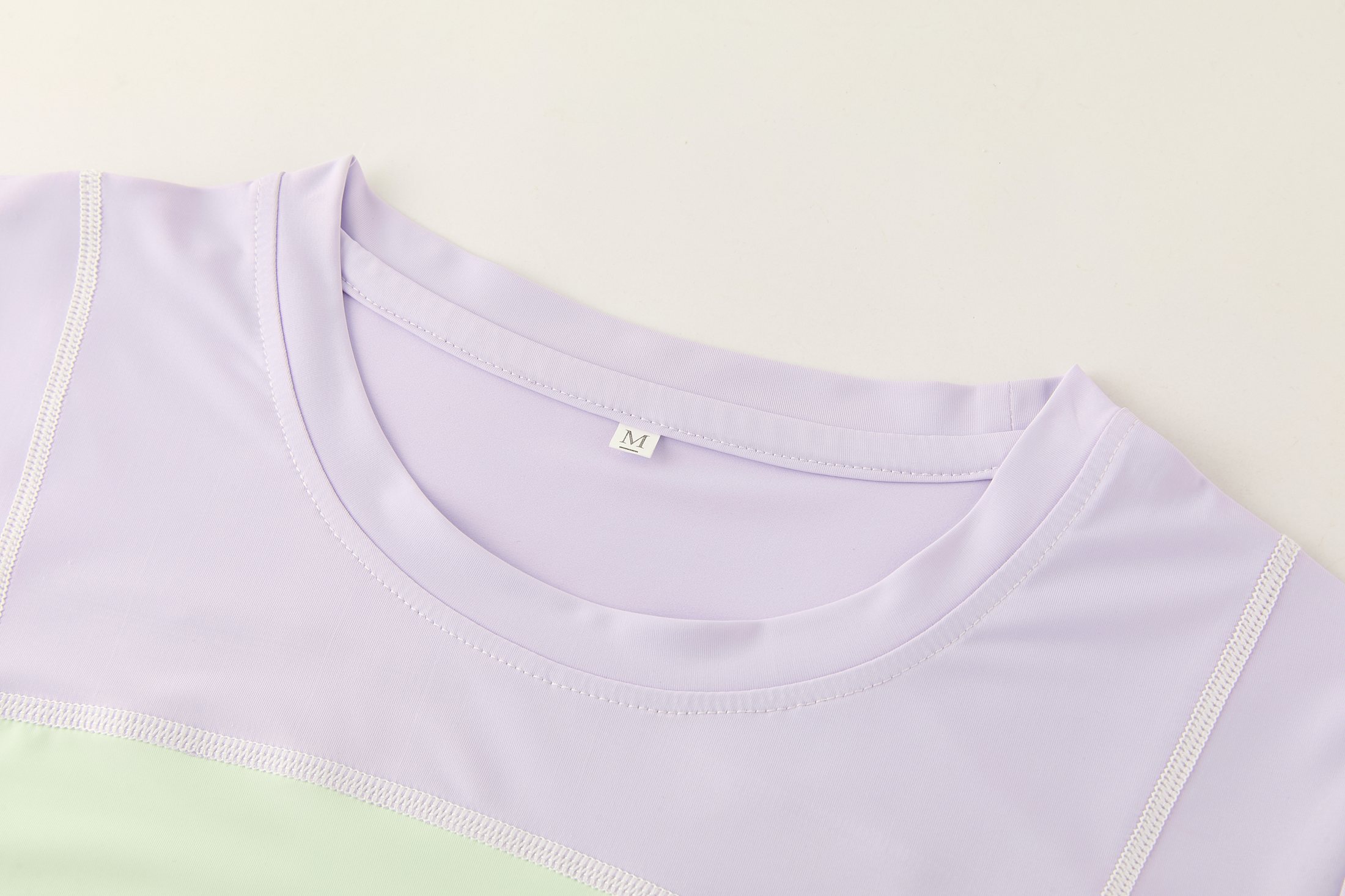 Color-block neckline and shoulder