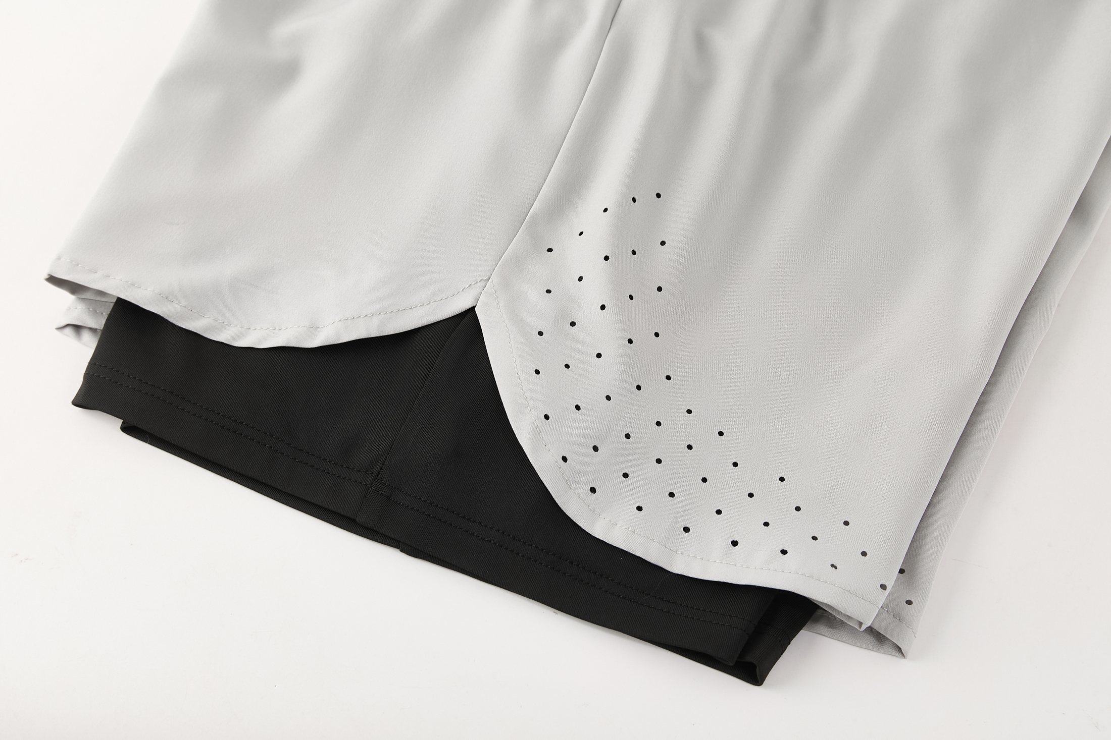 Side split and hem finishing