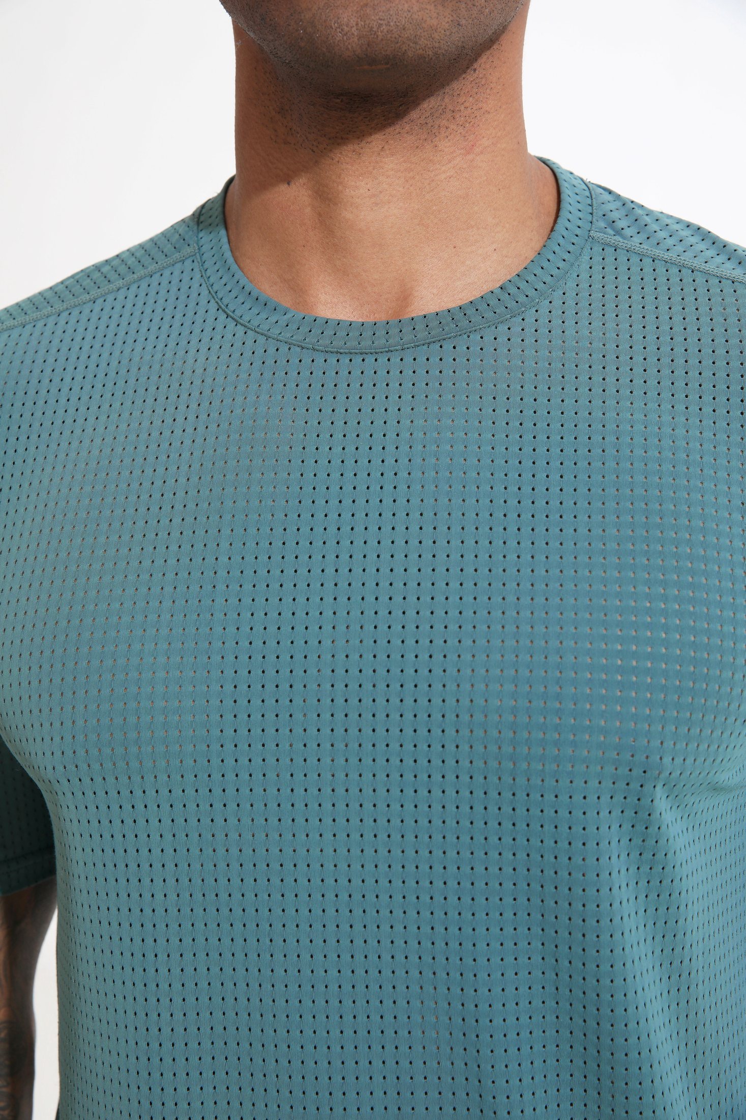 Breathable crew-neck construction