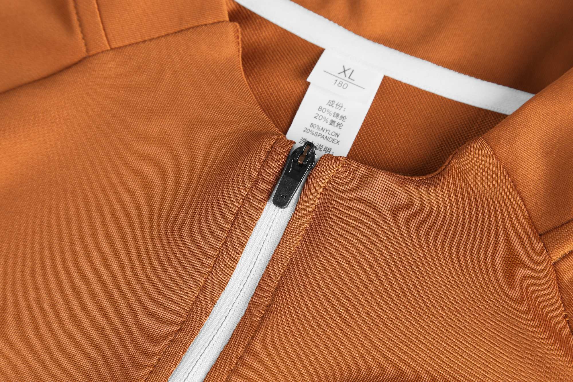 Outdoor Half-Zip Running Layer detail 1